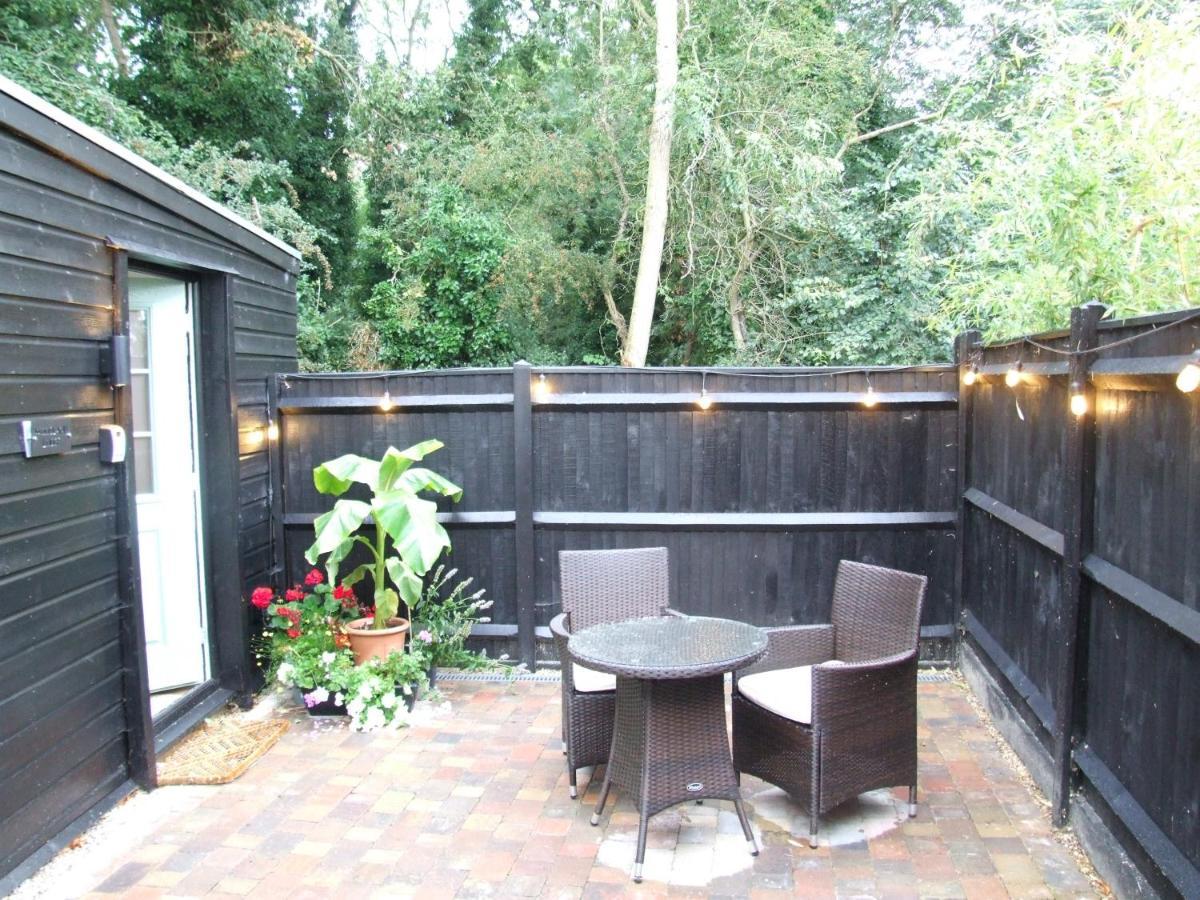 Charming Woodland Lodge 2 Person 1 Bedroom Great Yarmouth Exterior photo